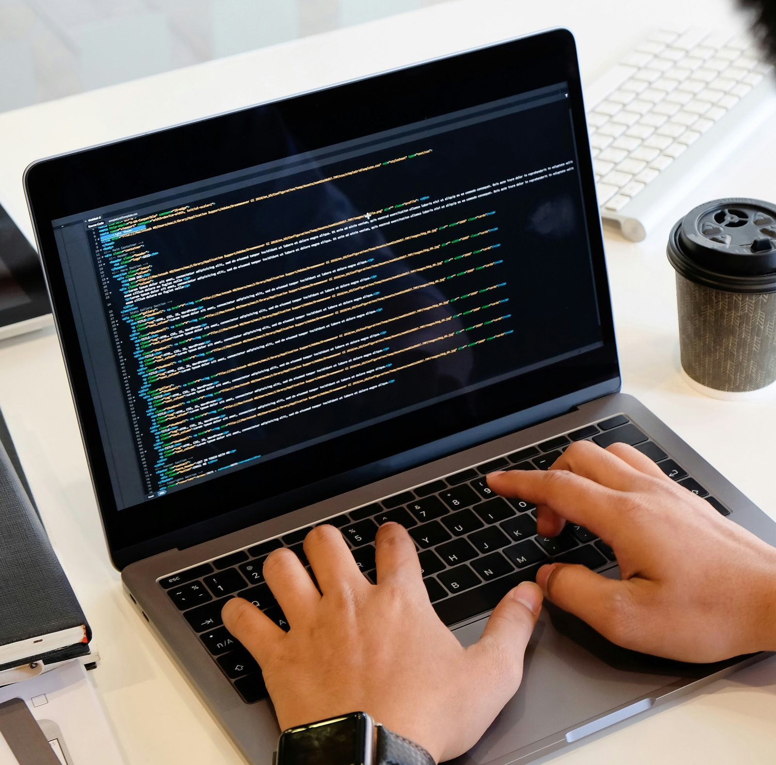 Nowoczesny projekt strony internetowej przygotowany przez Fabiszak IT Developer